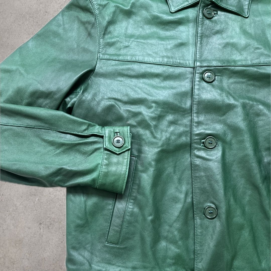 grüne Lederjacke