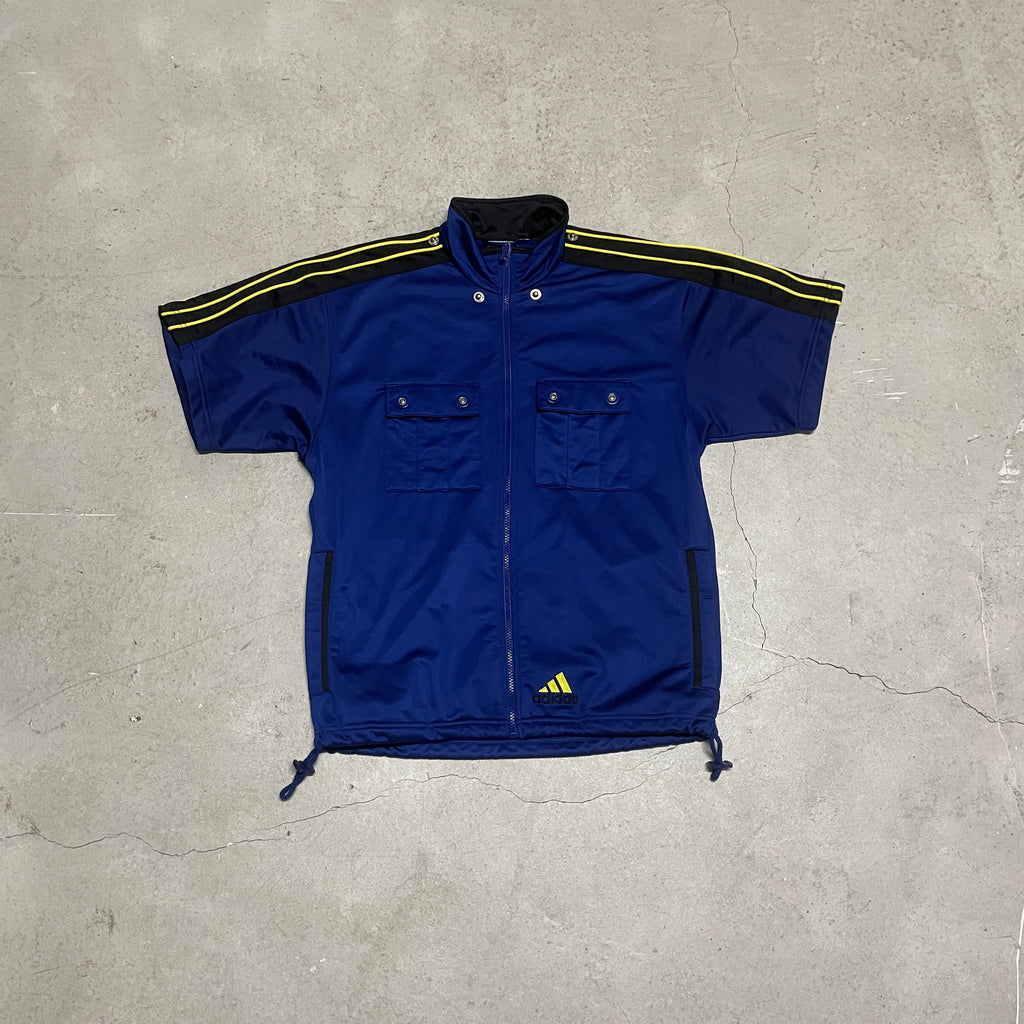 Adidas kurzärmlige Trackjacke XS Vinatge Adidas länge 67cm und breite 52cm 