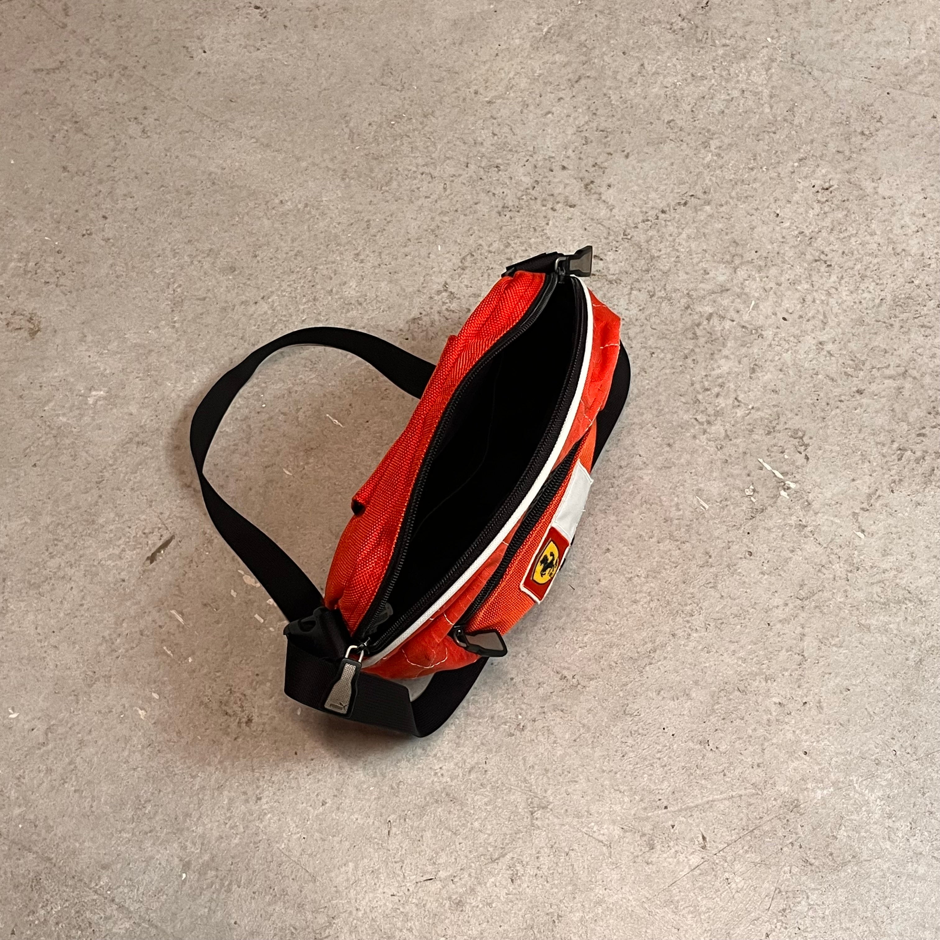 Ferrari x Puma Schultertasche