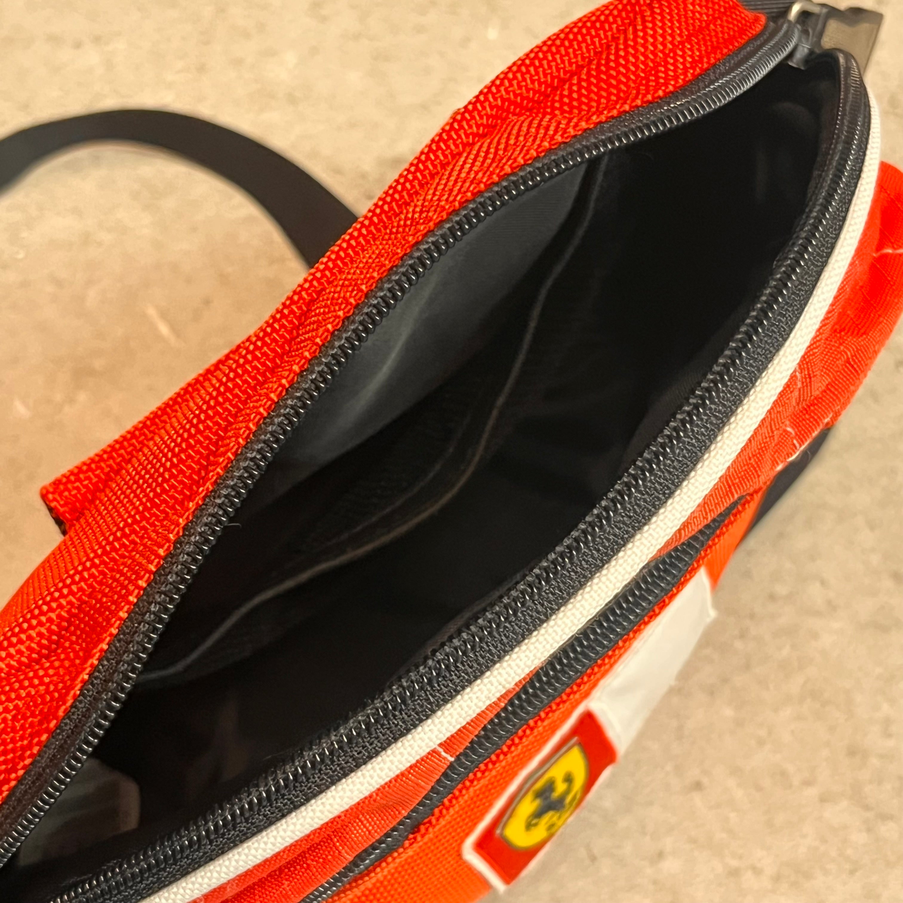 Ferrari x Puma Schultertasche