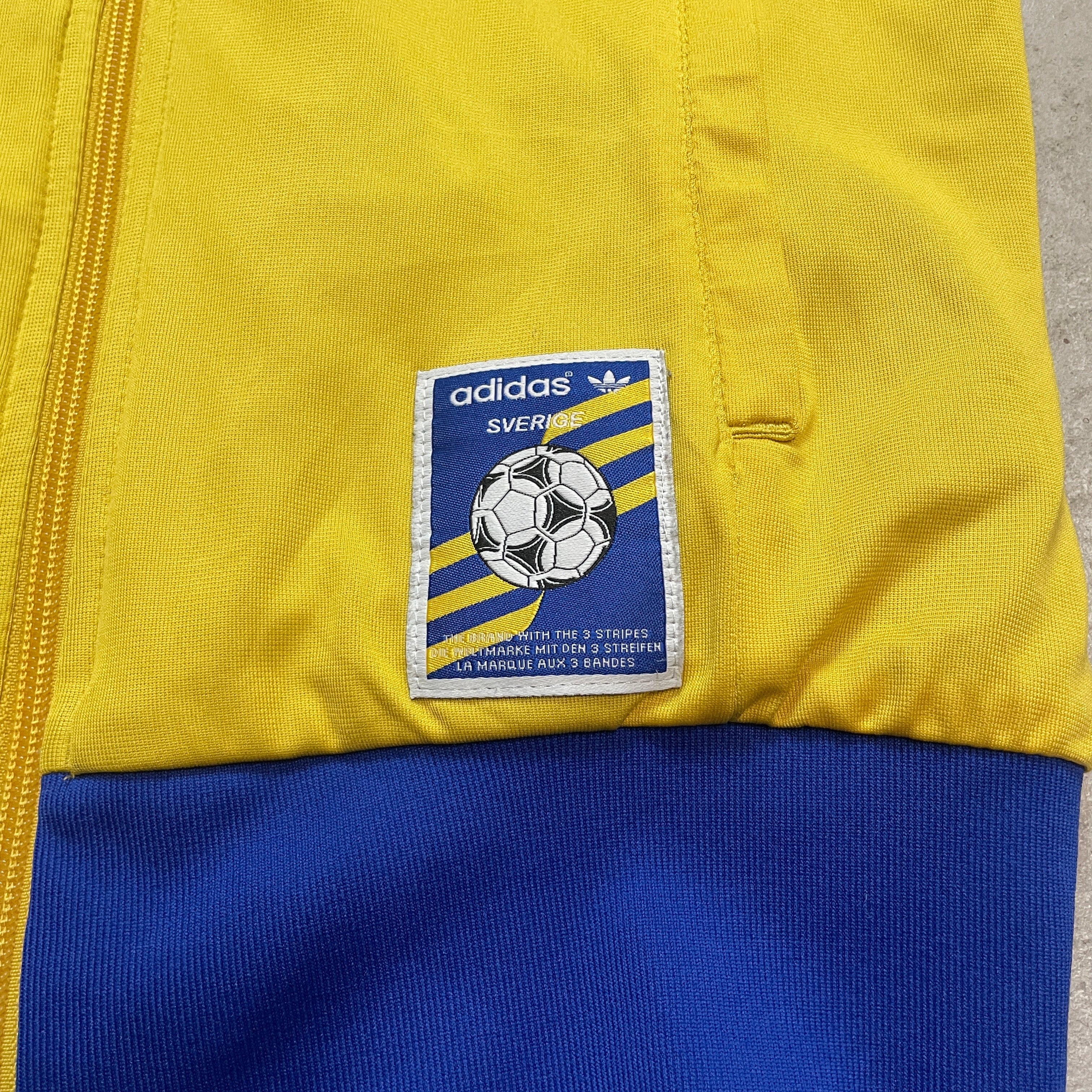 Adidas Trainingsjacke Sverige S