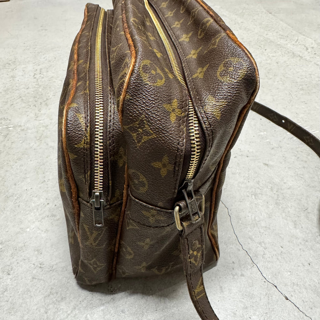 Louis Vuitton Nile GM Shoulder-Bag