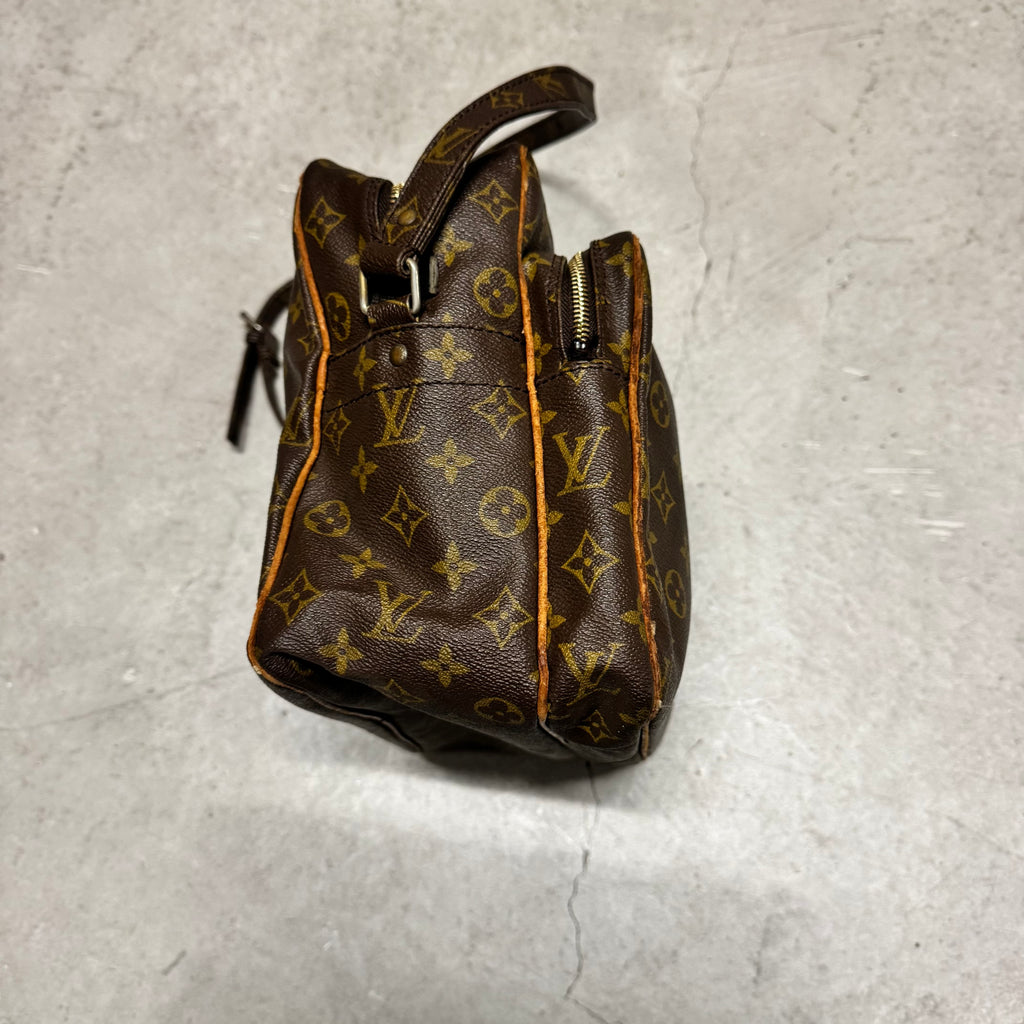 Louis Vuitton Nile GM Shoulder-Bag