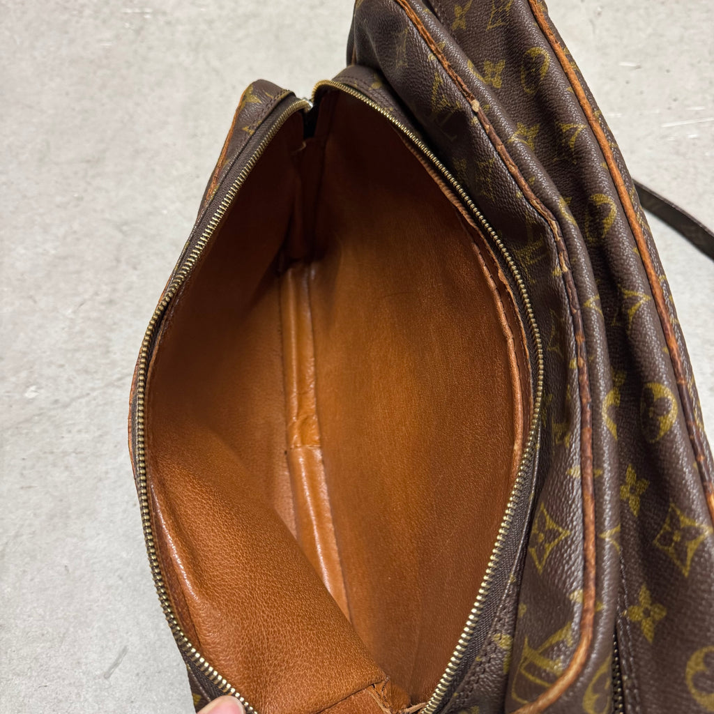 Louis Vuitton Nile GM Shoulder-Bag