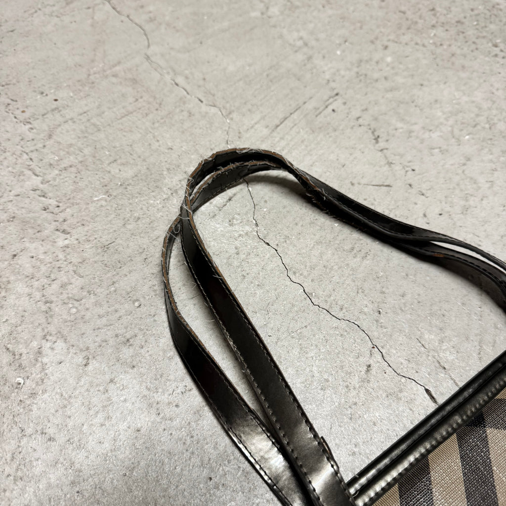 Burberry Henkeltasche