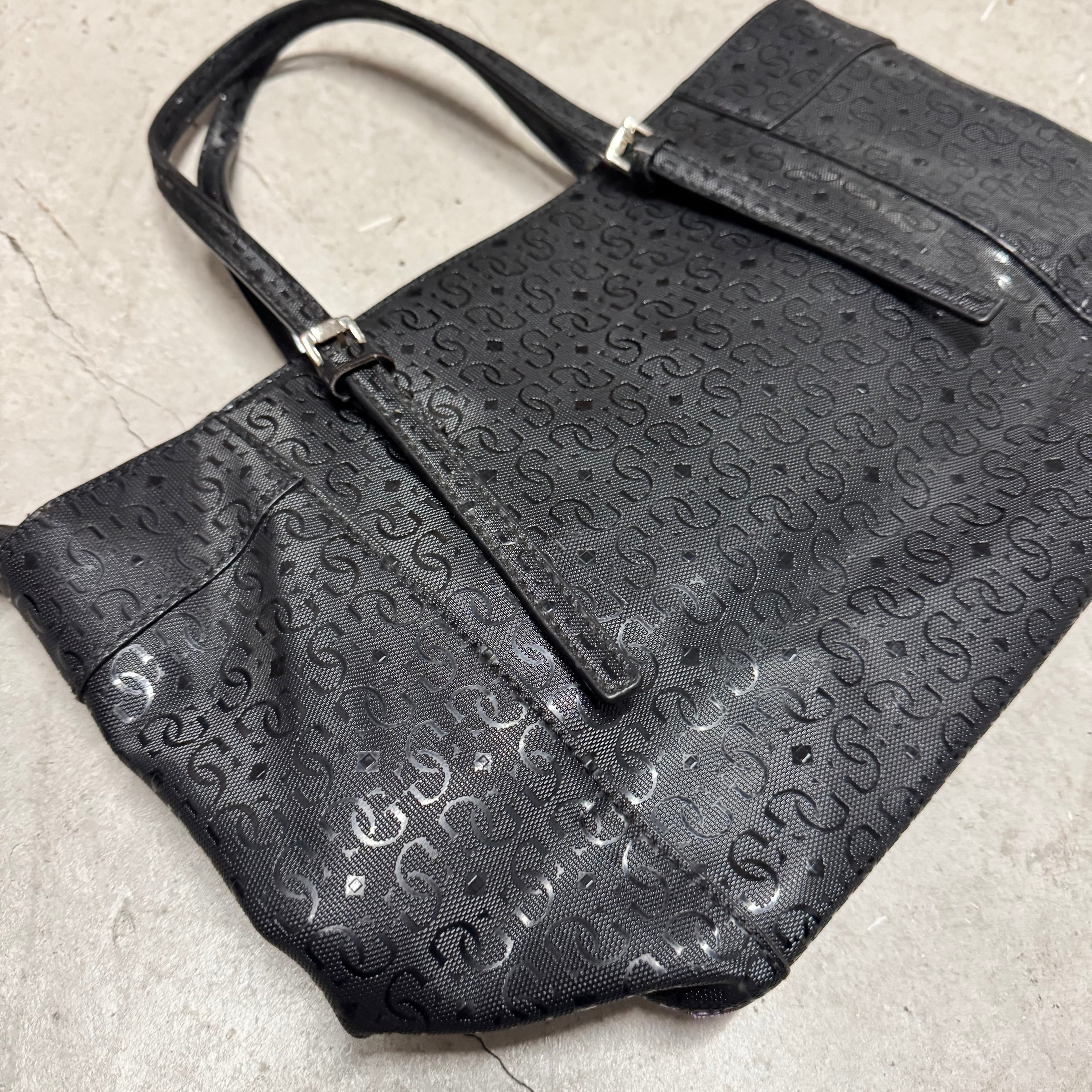 Guess Handtasche Schwarz Vintage Logo-Muster 25x39cm