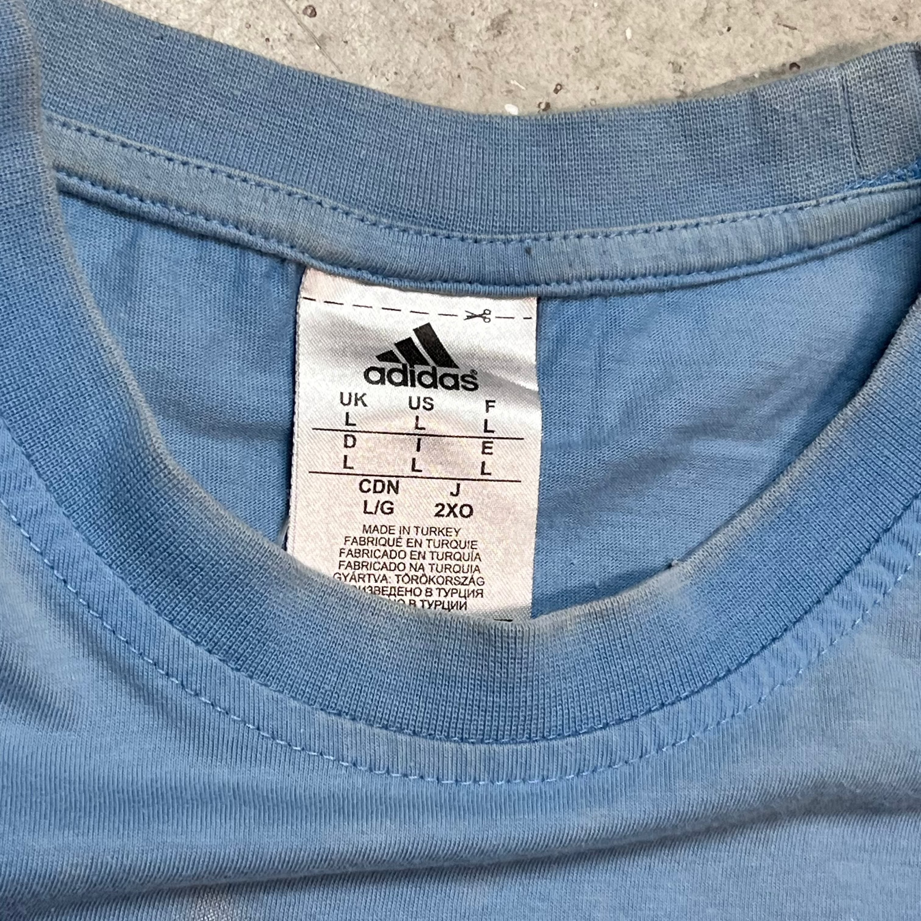 Adidas T-shirt