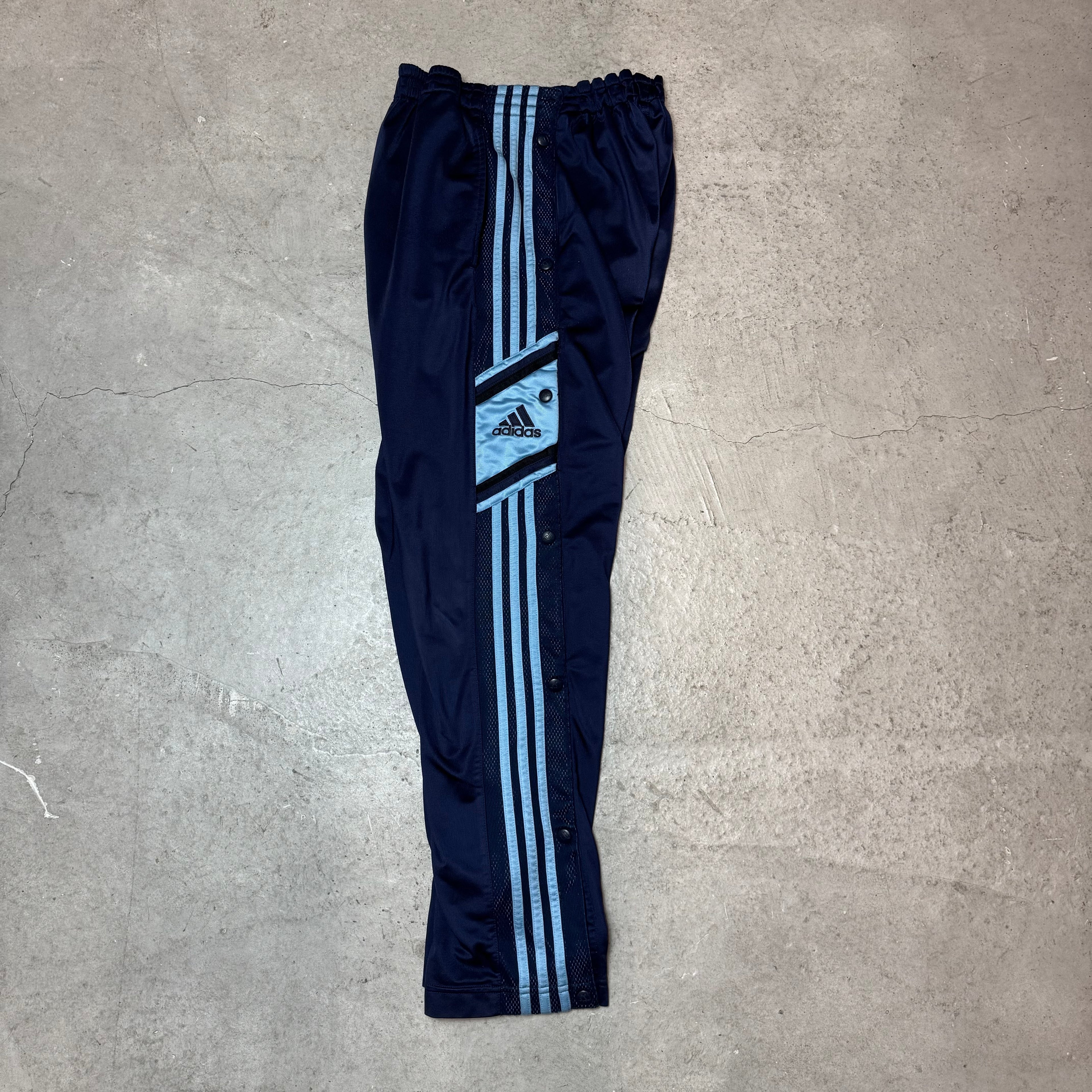 Vintage Adidas Trackpants M mit seitlichen Druckknöpfen