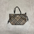 Burberry Henkeltasche

